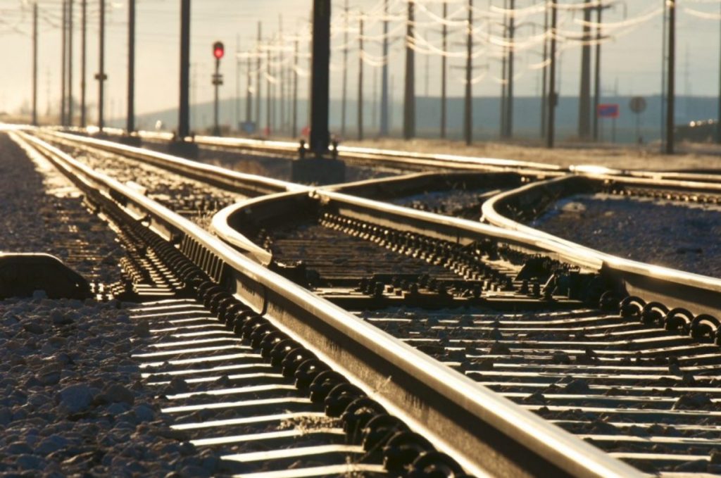 Ready to Change Track? Three Activities to Help Leadership Teams Drive Business Agility and Adapt to the Post Defence Strategic Review Environment